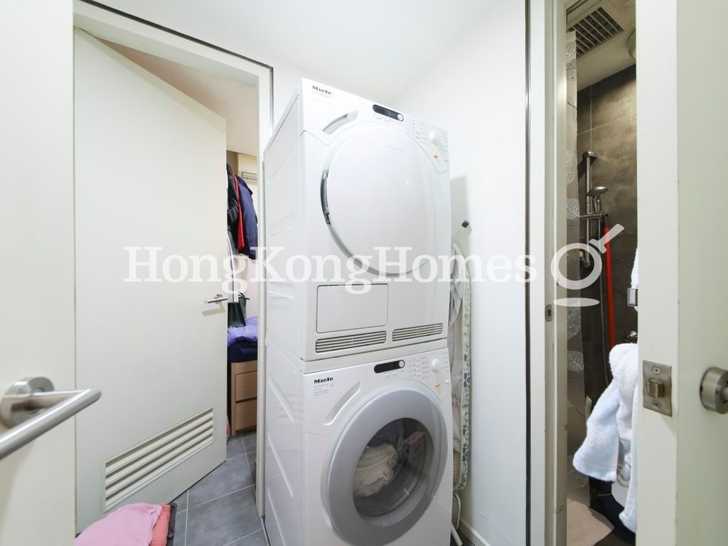 Maid's Room and Washroom — Aqua 33, Pokfulam