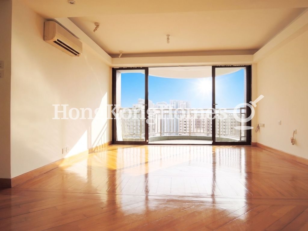 Living and Dining Room — Baguio Villa - Block 20, Pokfulam