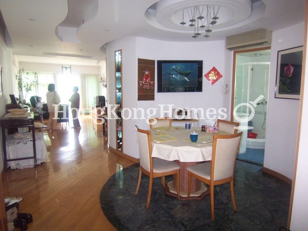 Dining Room — Arts Mansion, Happy Valley