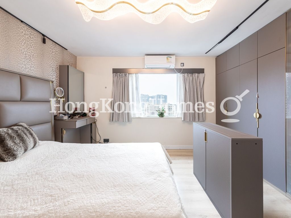 Master Bedroom — Baguio Villa - Block 19, Pokfulam