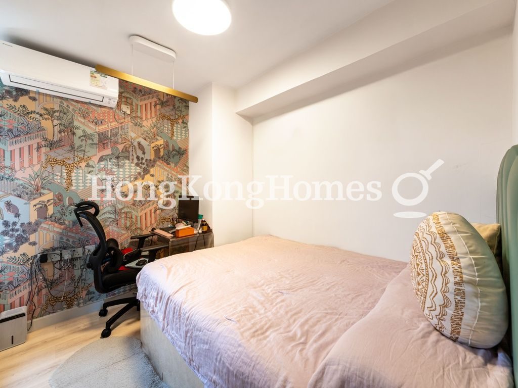 Third Bedroom — Baguio Villa - Block 19, Pokfulam