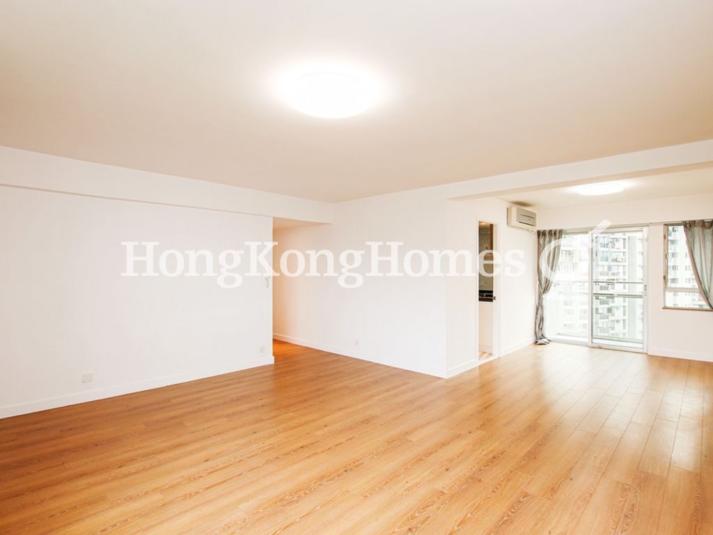 Living and Dining Room — Braemar Hill Mansion - Block 15, North Point Hill