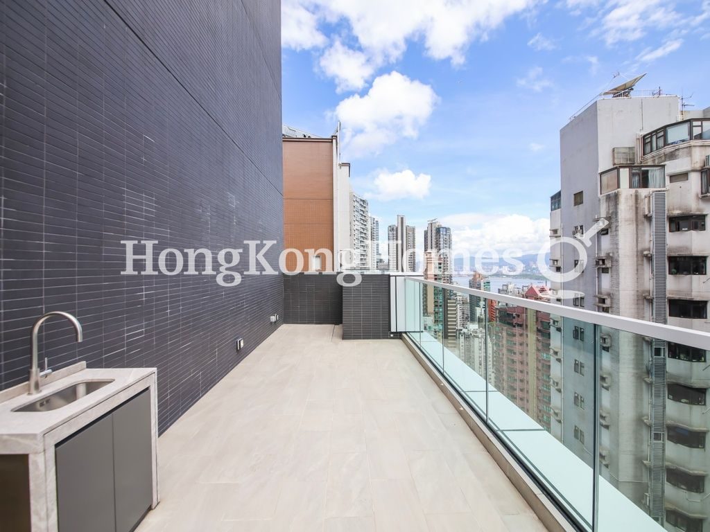 Private Roof Terrace — Central 8, Mid-levels West