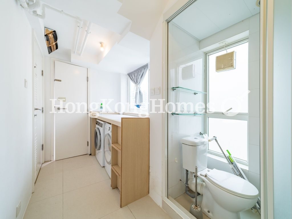 Maid's room and Washroom — Conduit 18, Mid-levels West