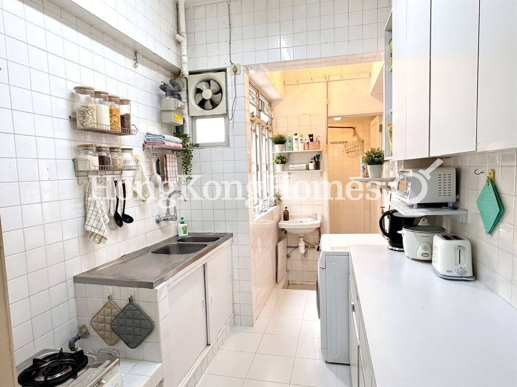 Kitchen — Evergreen Court, Happy Valley