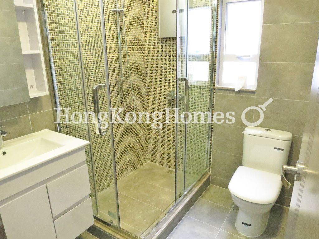 Guest Bathroom — Greenview Gardens, Mid-levels West