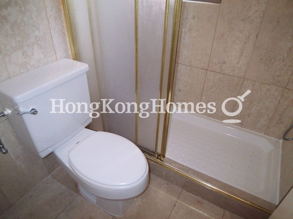 Second Ensuite Bathroom — Hong Kong Parkview - Tower 05, Repulse Bay