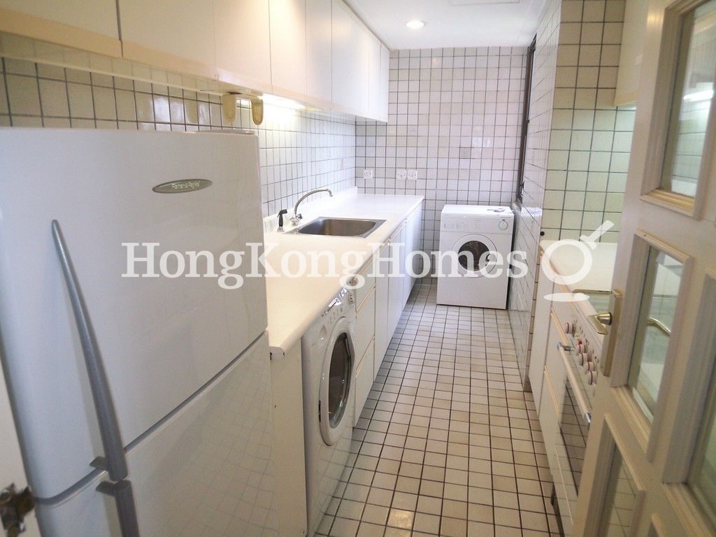 Kitchen — Hong Kong Parkview - Tower 05, Repulse Bay