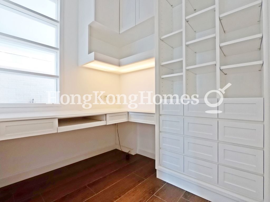 Study Room — Minton Court, Jardine's Lookout