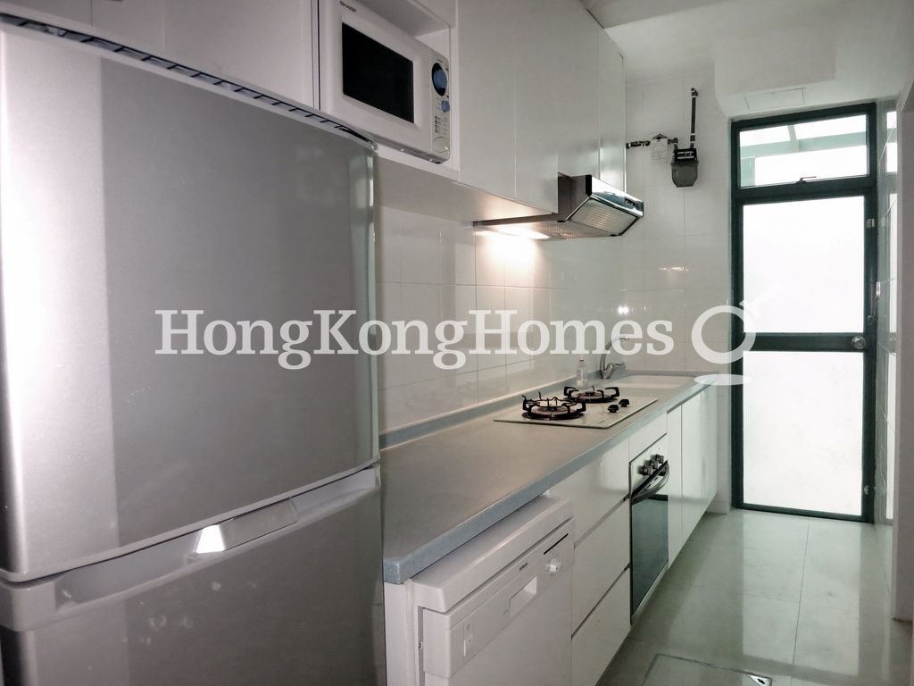 photo 11 — Phase 8 - La Costa - Costa Avenue (1-33 odd), Discovery Bay