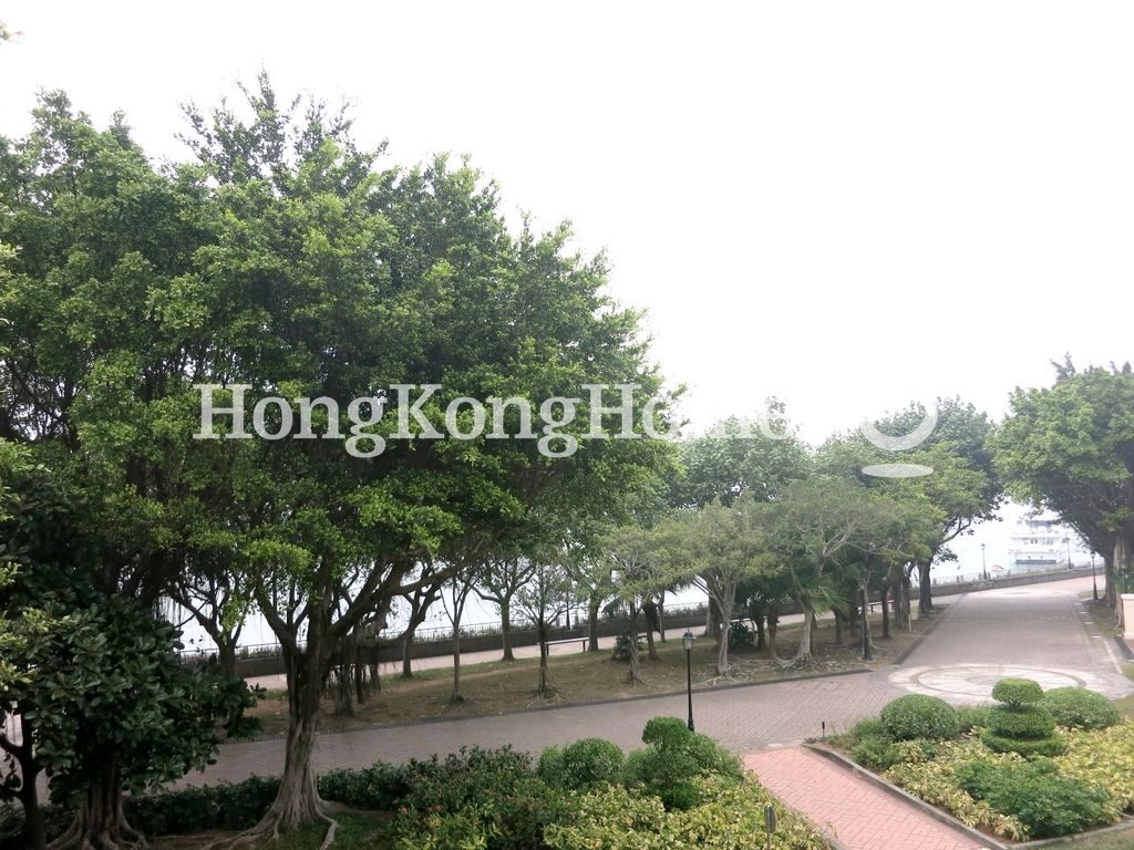 photo 4 — Phase 8 - La Costa - Costa Avenue (1-33 odd), Discovery Bay