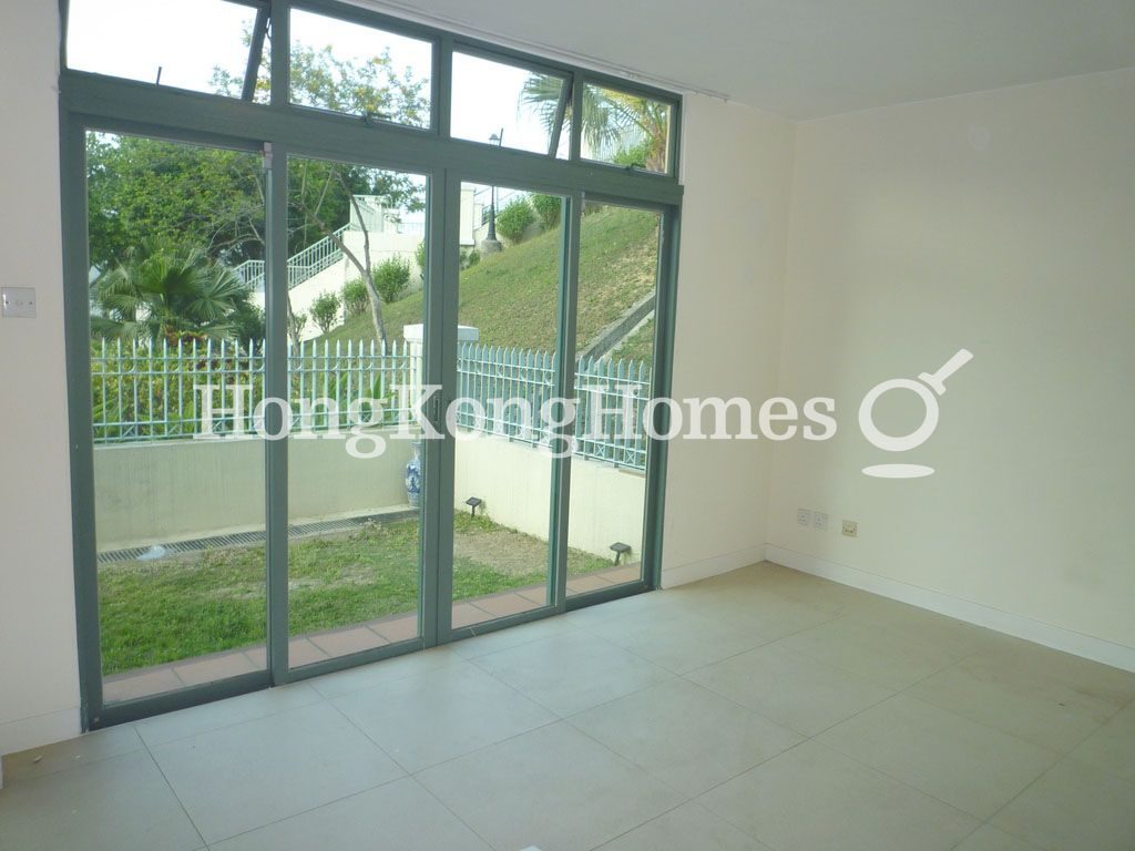 Phase 8 - La Costa - Costa Avenue (1-33 odd)