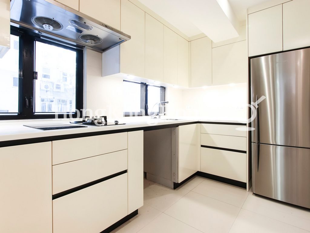 Kitchen — Realty Gardens - Rome Court, Mid-levels West