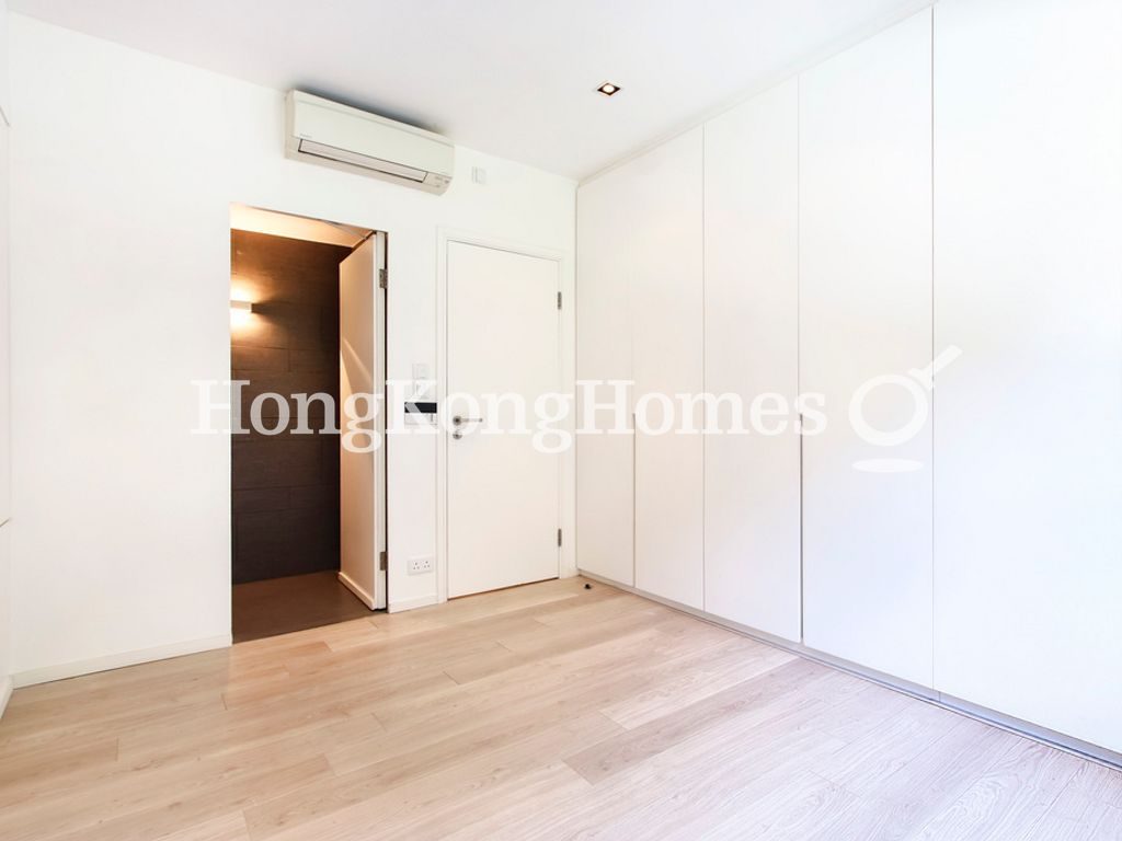 Master Bedroom — Realty Gardens - Rome Court, Mid-levels West