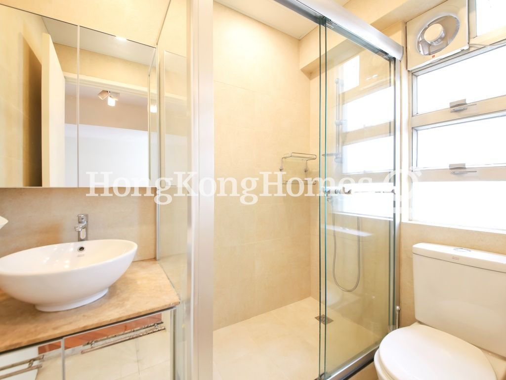 Master Bathroom — Realty Gardens - Venice Court, Mid-levels West