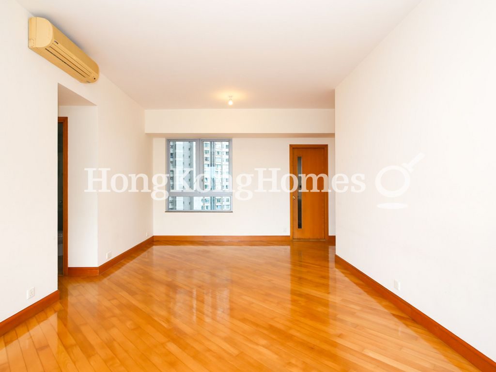 Living and Dining Room — Residence Bel-air - Phase 04, Peak Tower 08, Pokfulam