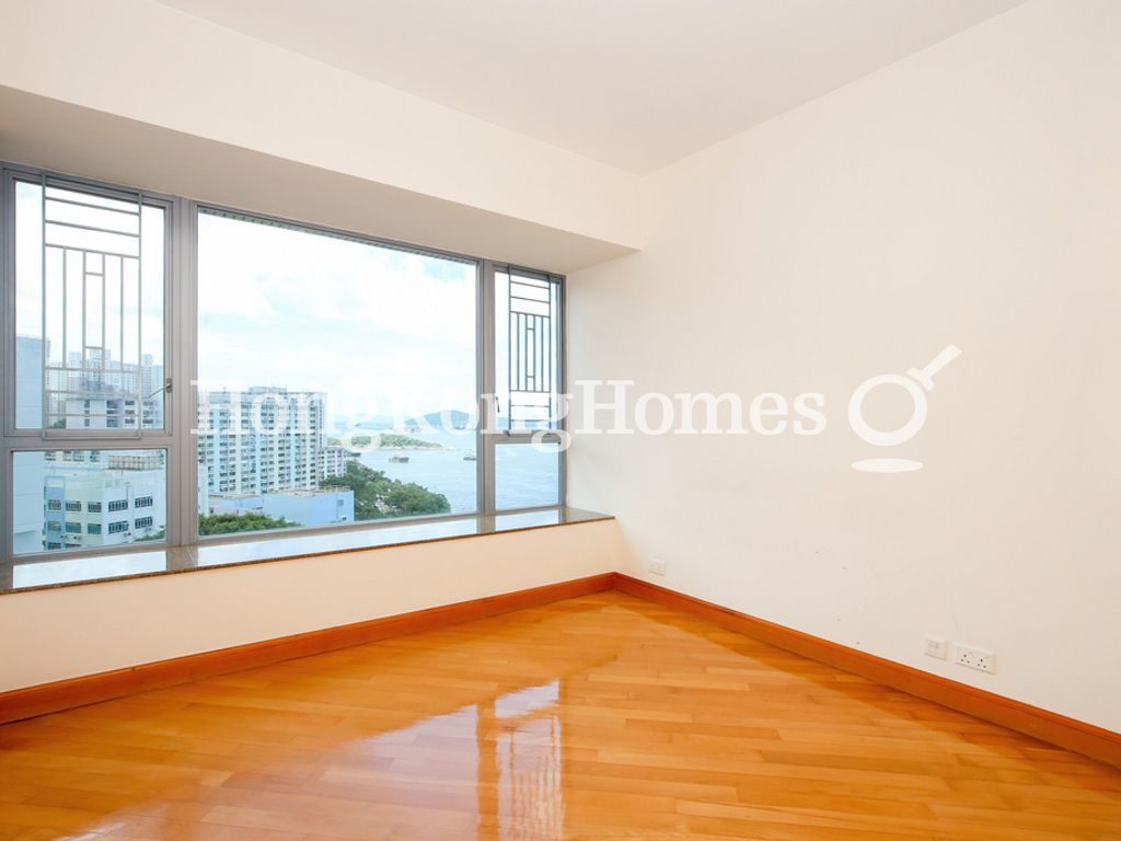 Master Bedroom — Residence Bel-air - Phase 04, Peak Tower 08, Pokfulam