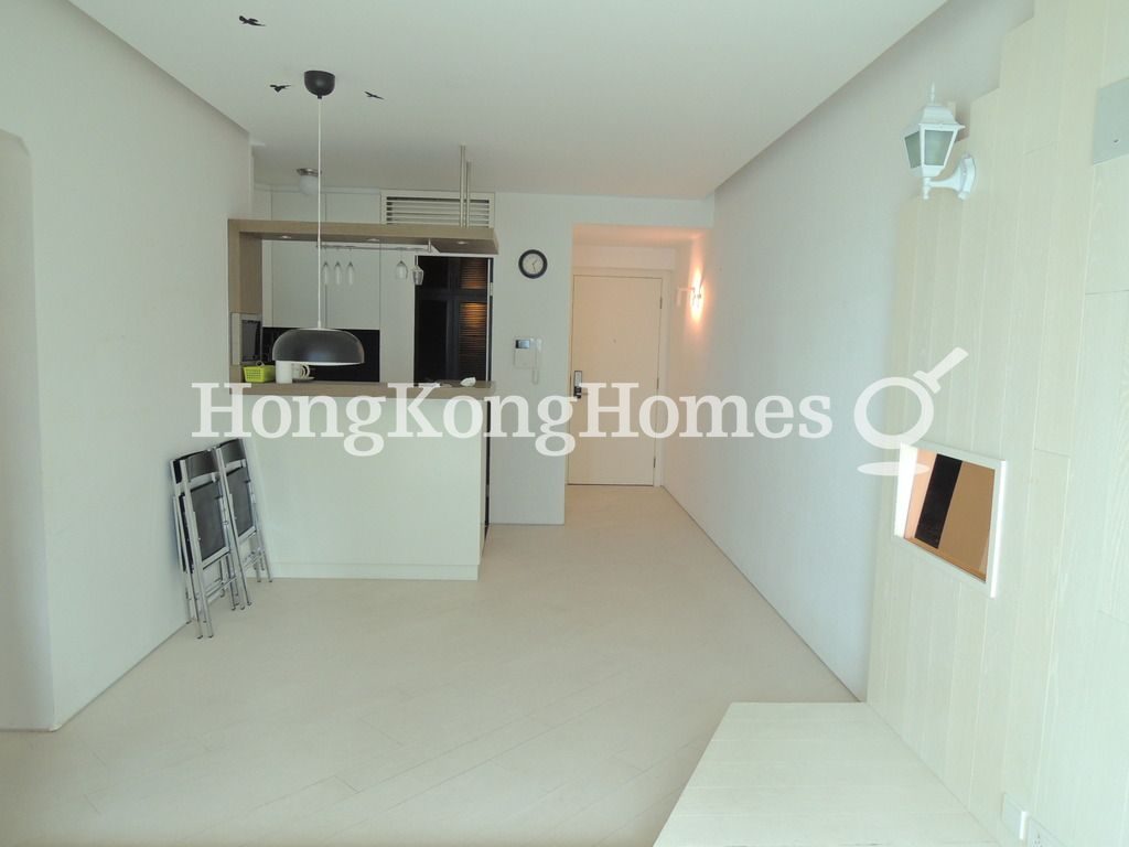 Living and Dining Room — Sorrento Tower - 3, Tsim Sha Tsui