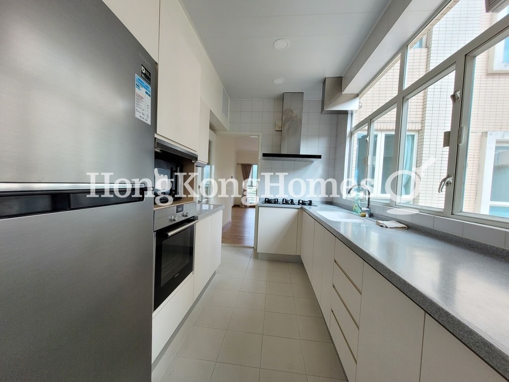 Kitchen — The Redhill Peninsula - Block 02, Tai Tam