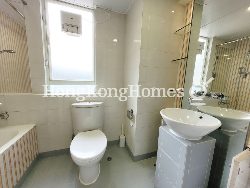 Guest Bathroom — The Redhill Peninsula - Block 02, Tai Tam