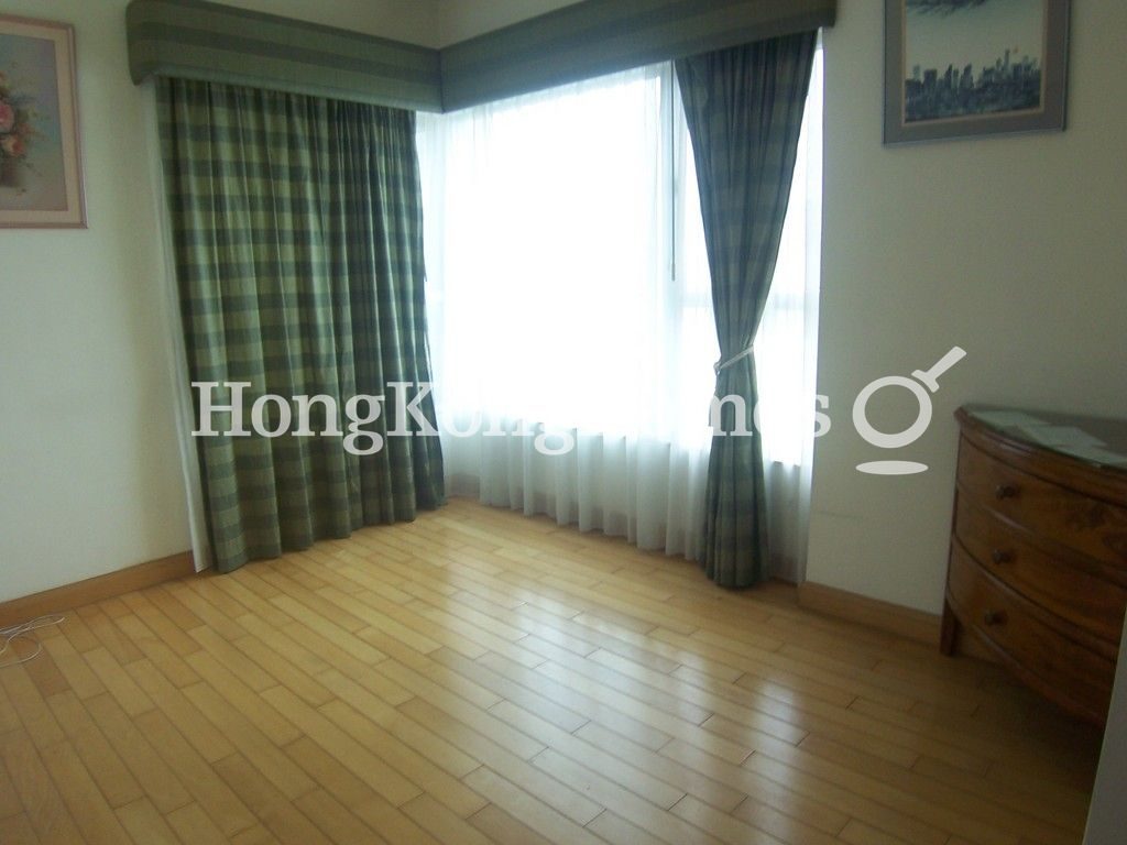 Master Bedroom — The Waterfront - Block 05, Tsim Sha Tsui