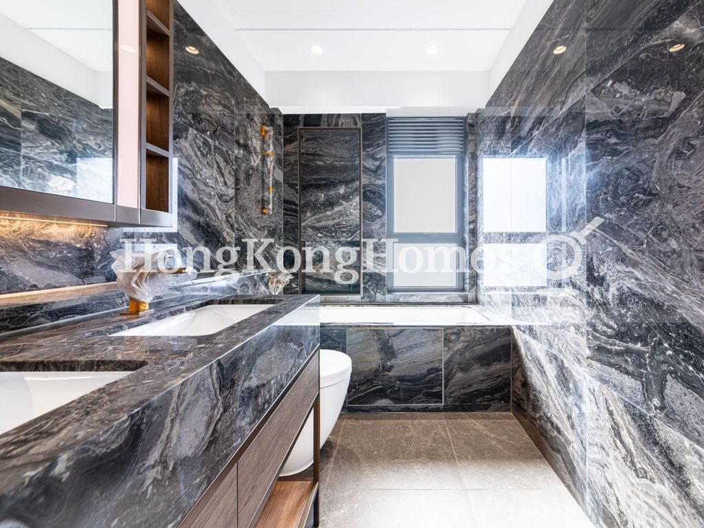 Master Bathroom — Victoria Coast - Block A, Pokfulam