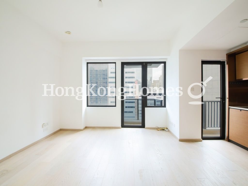 Studio — L'Wanchai, Wan Chai