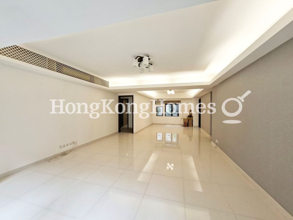Living and Dining Room — Right Mansion, Mid-levels West
