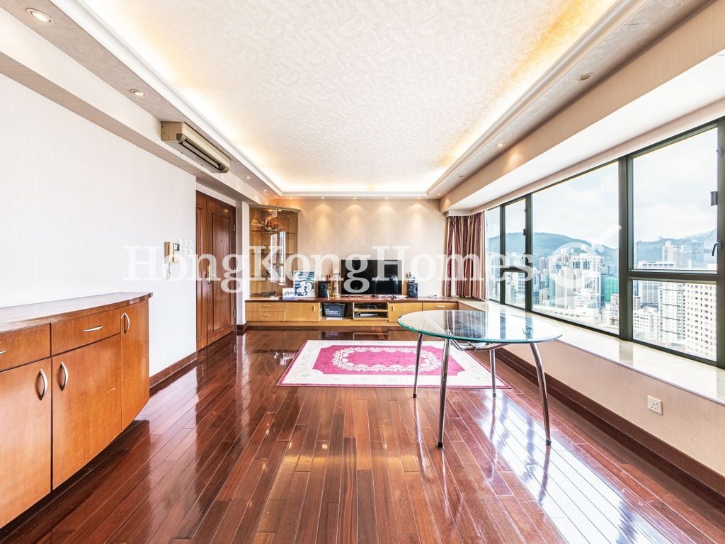 Living and Dining Room — Sky Horizon - Block 01, North Point Hill