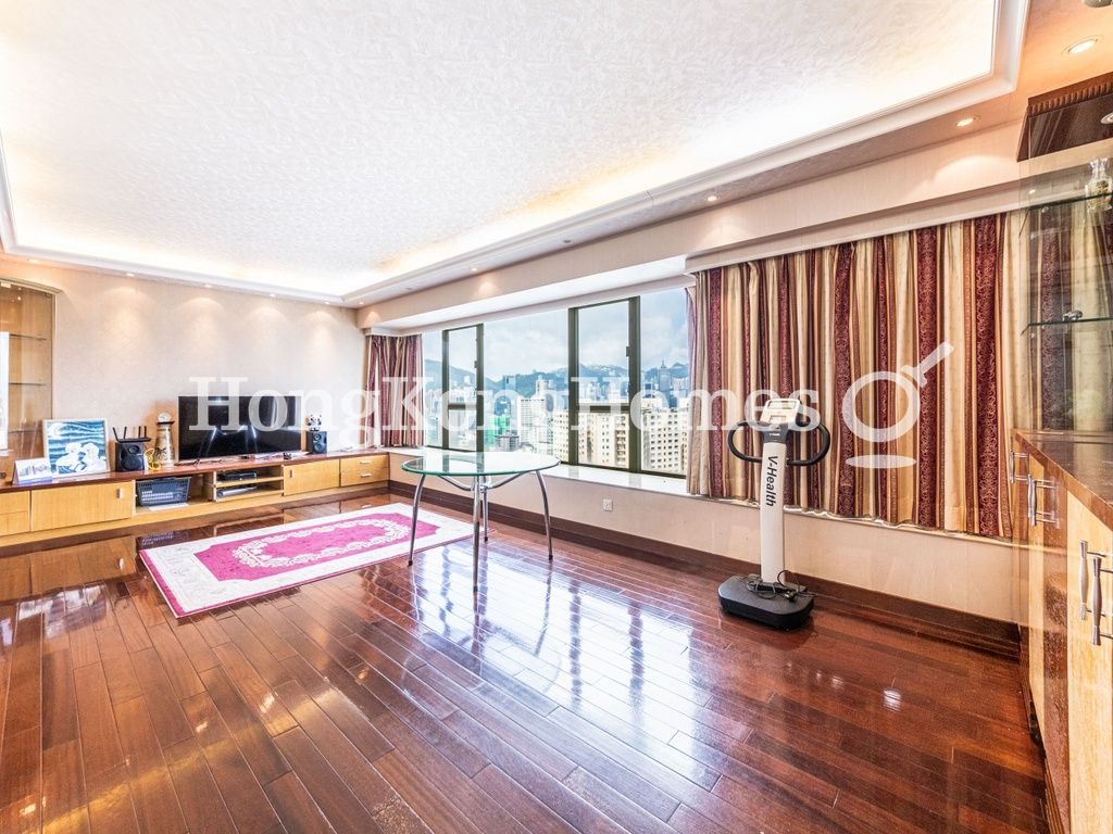Living and Dining Room — Sky Horizon - Block 01, North Point Hill