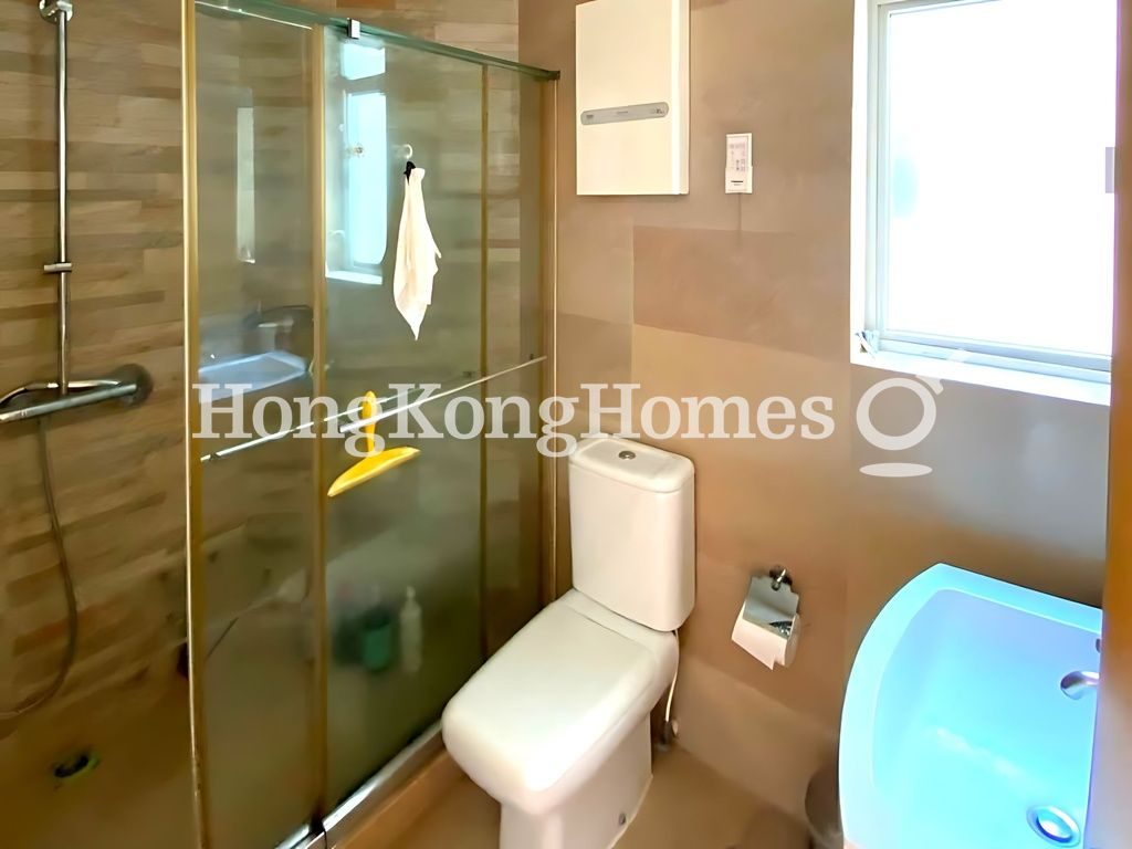 Bathroom — The Orchards - Tower 01, Quarry Bay