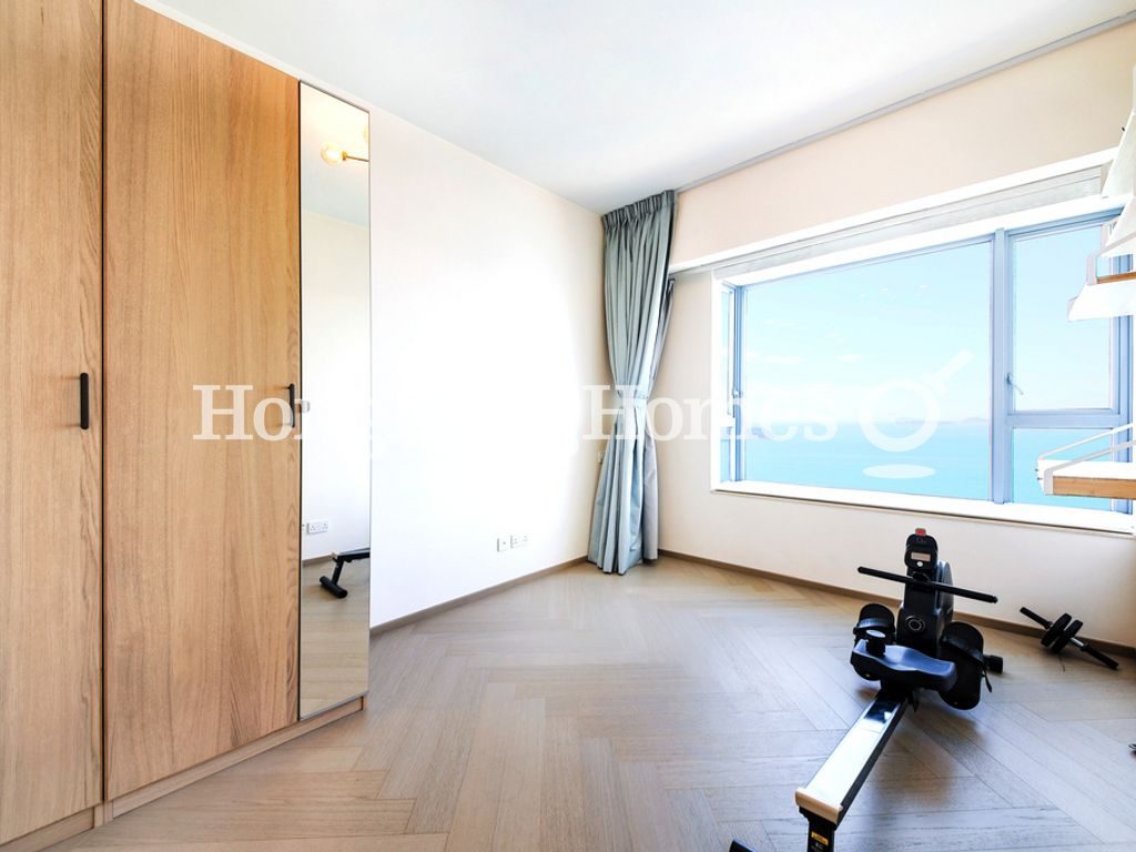 Master Bedroom — Residence Bel-air - Phase 02, South Tower 01, Pokfulam