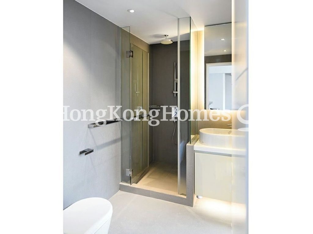 Second Ensuite Bathroom — Botanic Terrace, Mid-levels West