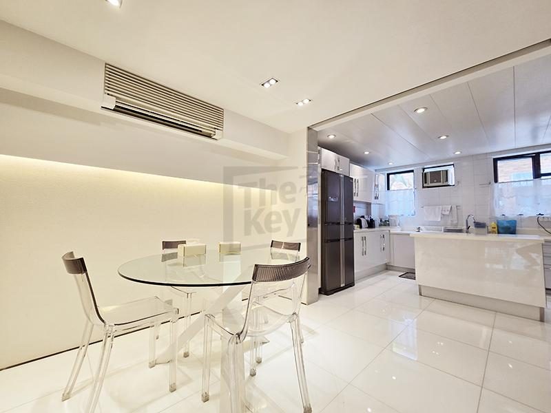 photo 11 — Sunderland Estate, Kowloon Tong