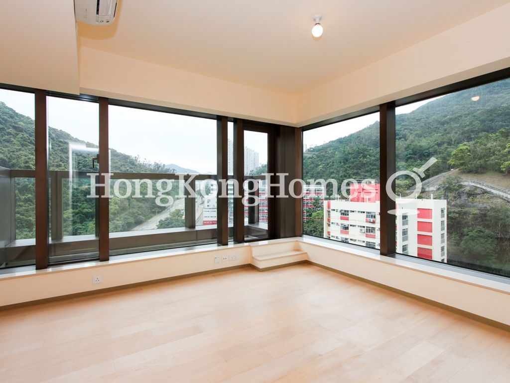 Master Bedroom — Island Garden, Shau Kei Wan