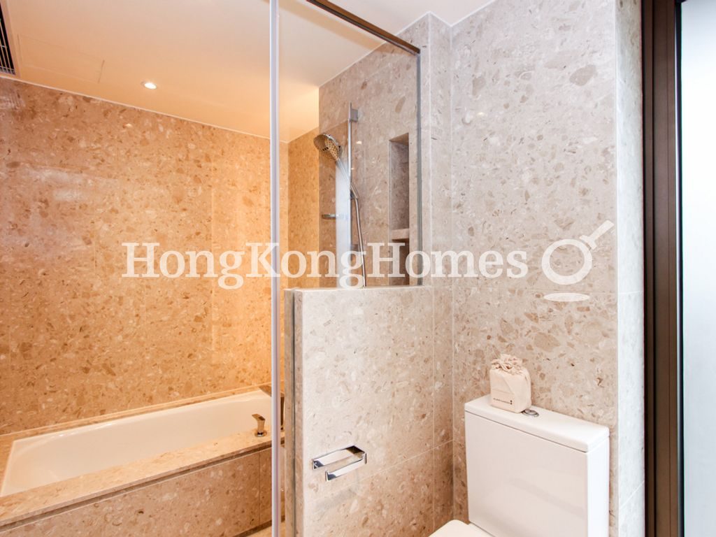 Master Bathroom — Island Garden, Shau Kei Wan