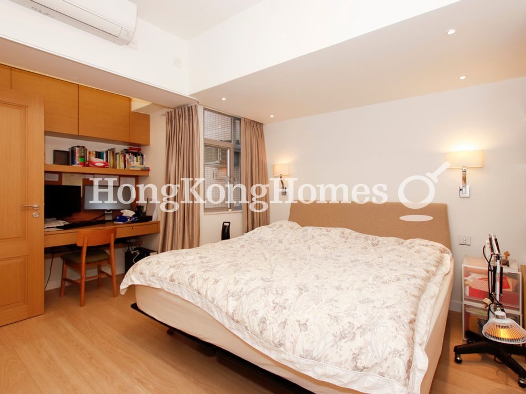 Master Bedroom — Realty Gardens - Rome Court, Mid-levels West