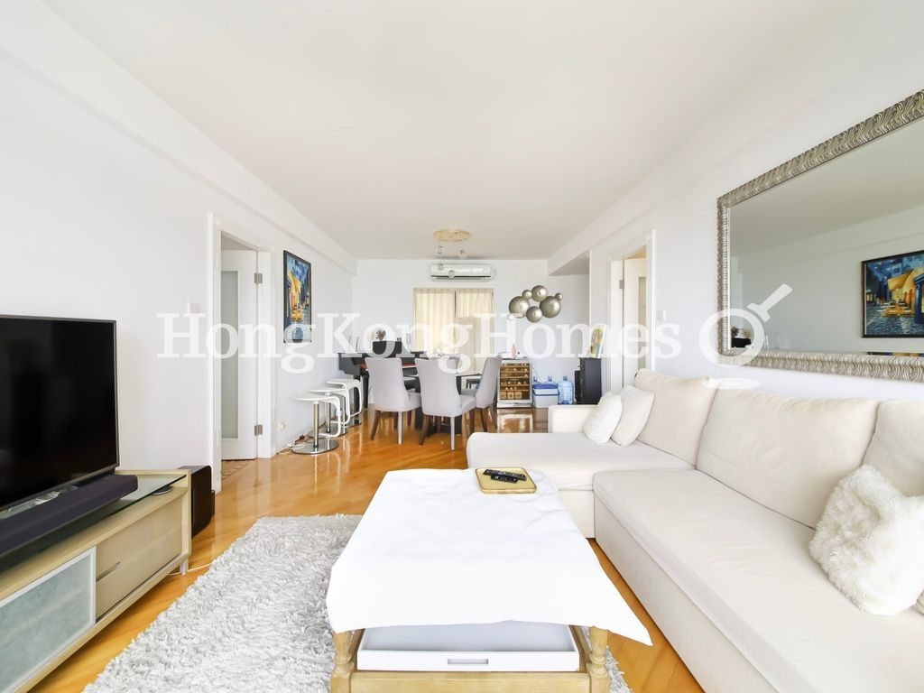 Living and Dining Room — The Grand Panorama III, Mid-levels West