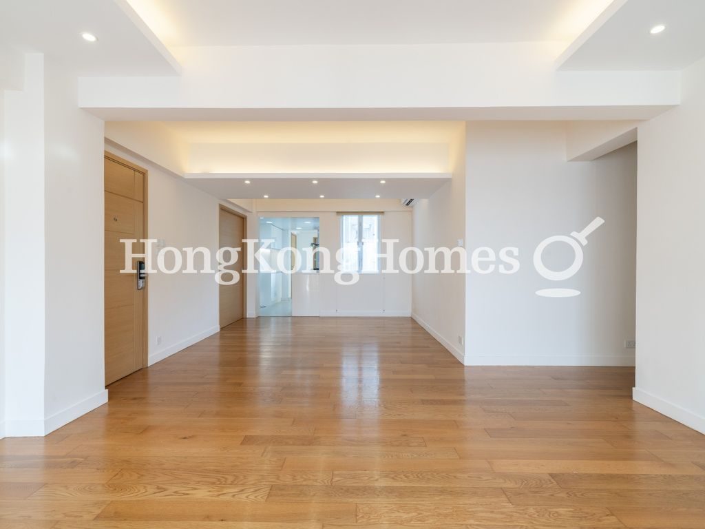 Dining Room — Yue Yan Mansion - Block D, Pokfulam