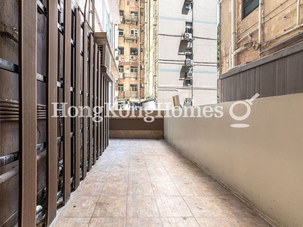Terrace off Kitchen — Baguio Villa - Block 24, Pokfulam
