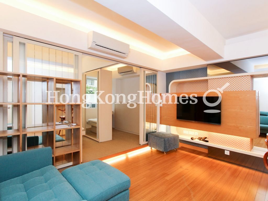 Living and Dining Room — Yuen Ming Building, Central