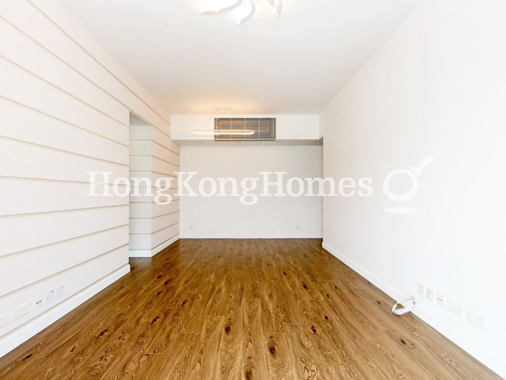 Living and Dining Room — The Harbourside - Tower 1, Tsim Sha Tsui