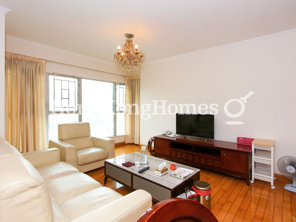 Living and Dining Room — The Waterfront - Block 03, Tsim Sha Tsui