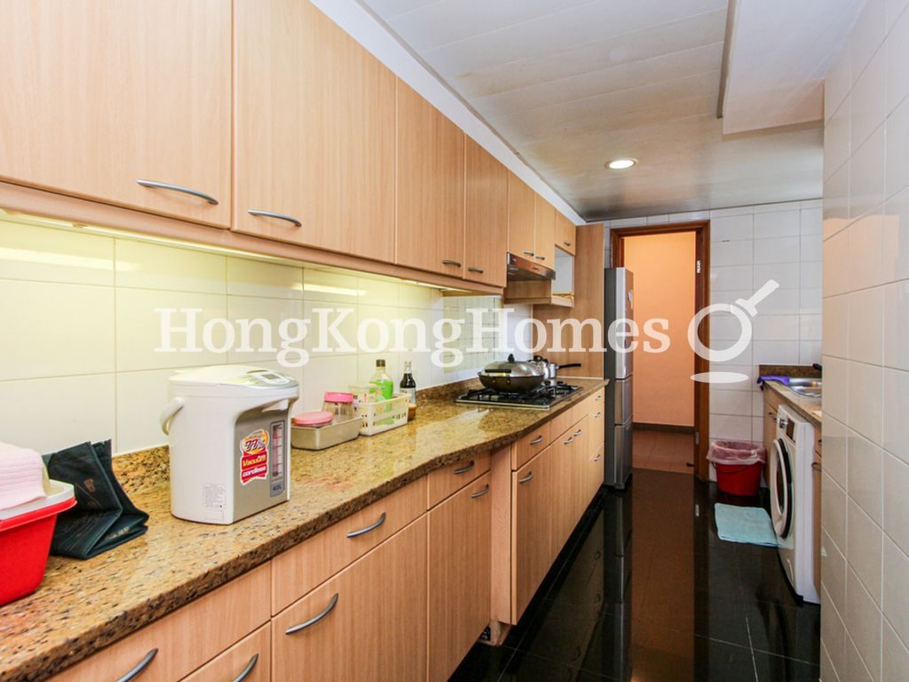 Kitchen — The Waterfront - Block 03, Tsim Sha Tsui
