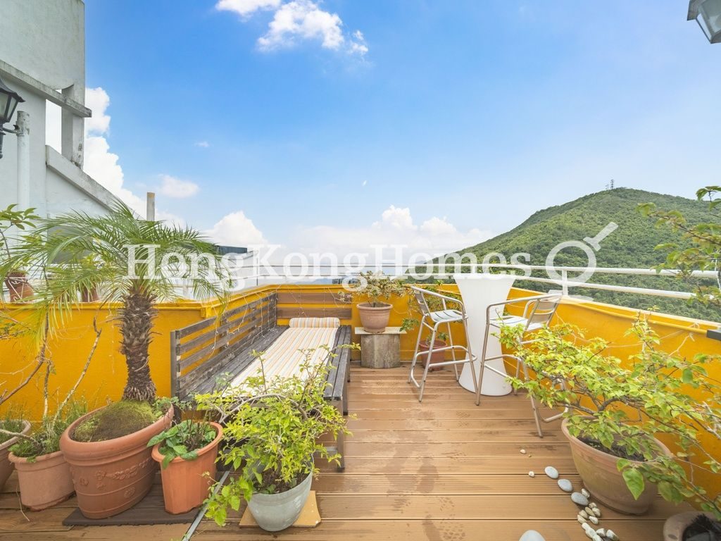 Rooftop Terrace — Yue Yan Mansion - Block B, Pokfulam