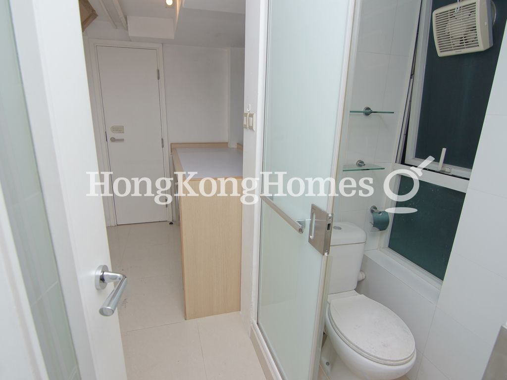 Maid's Room and Maid's Washroom — Conduit 18, Mid-levels West