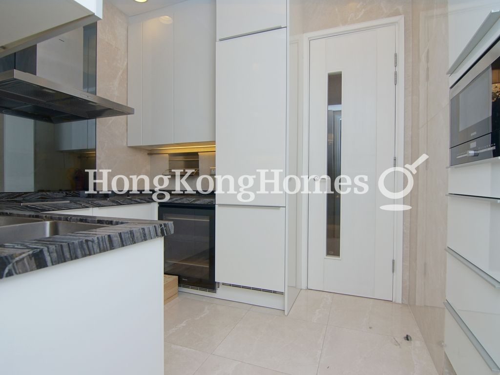 Kitchen — Conduit 18, Mid-levels West
