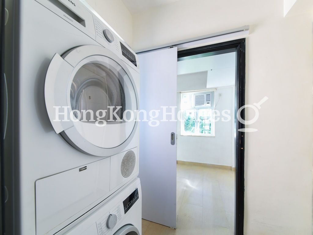 Utility Room — Alpine Court, Mid-levels West