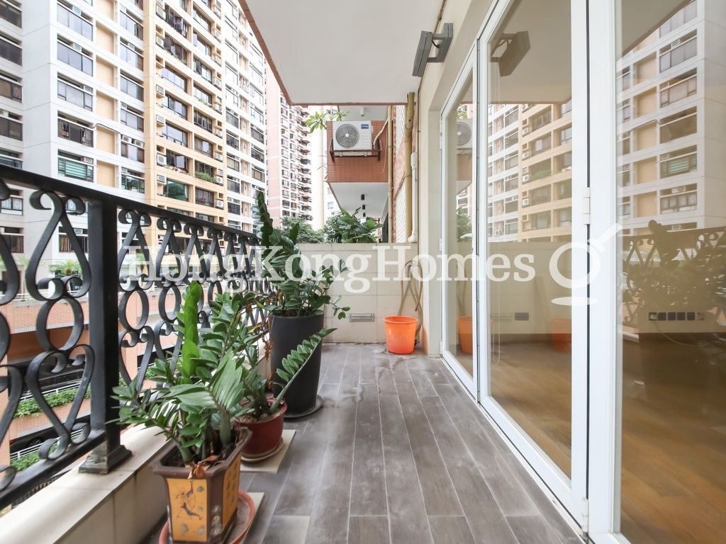 Balcony off Living and Dining Room — Elegant Garden, Mid-levels West