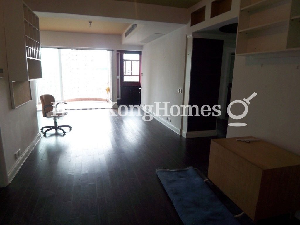 Living Room — Ewan Court, Mid-levels East